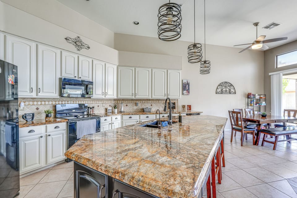 Kitchen | Cooking Basics | Dishwasher | Open Floor Plan