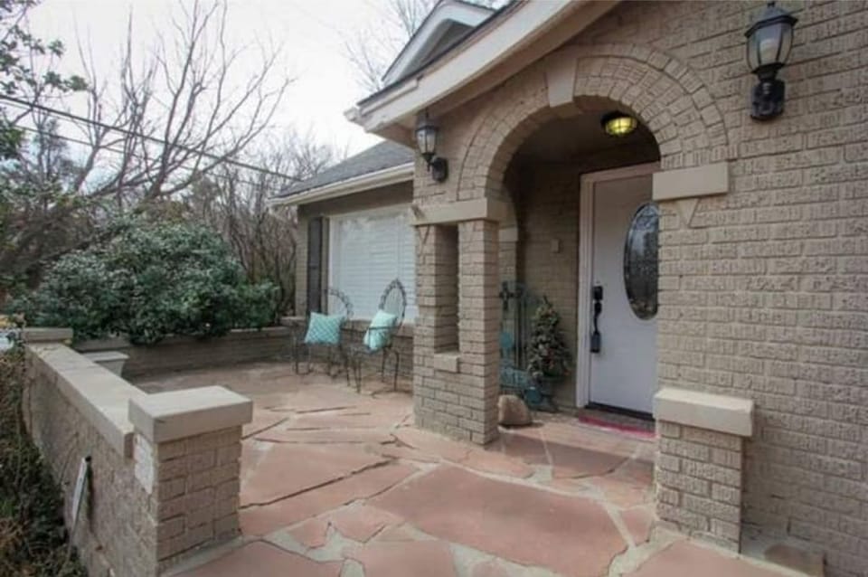 Porch 