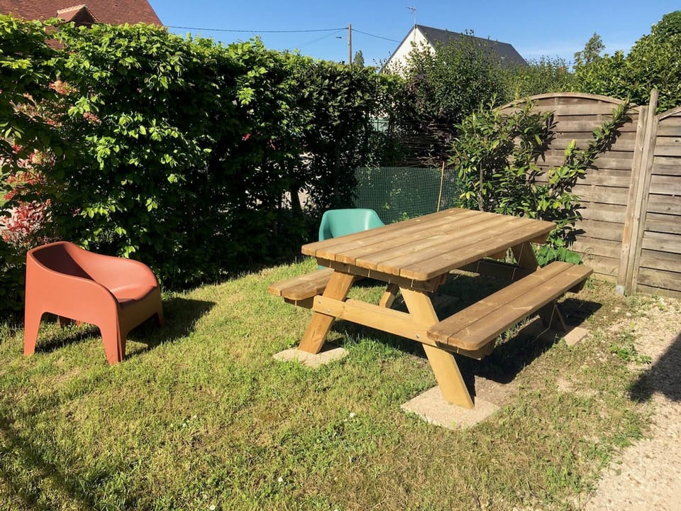 jardinet avec table pique-nique