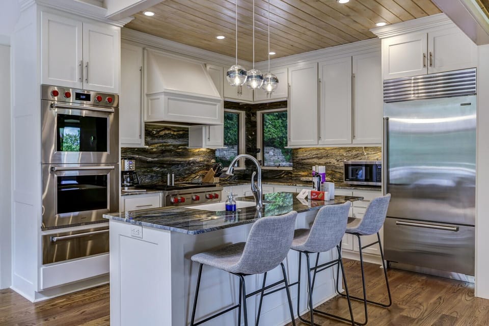 Kitchen, Main Level
