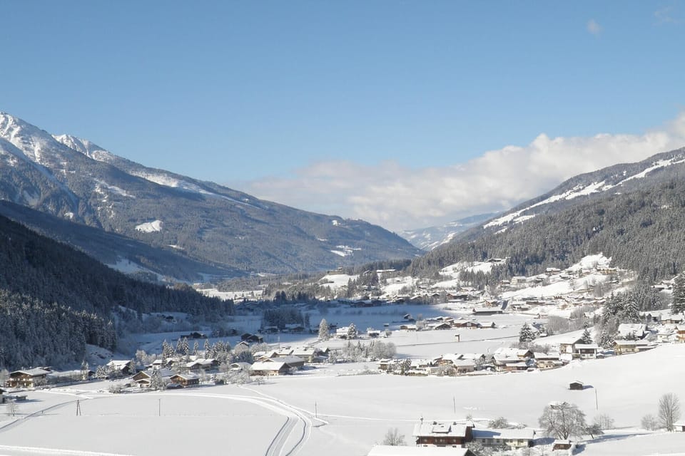 Surroundings [winter] (1-5 km)