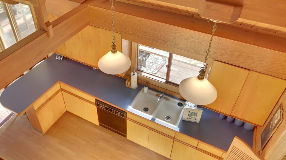 Clear Creek Cabin Kitchen