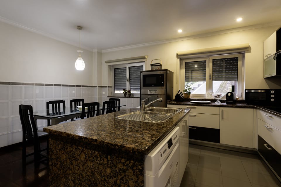 Cozinha e zona de refeições