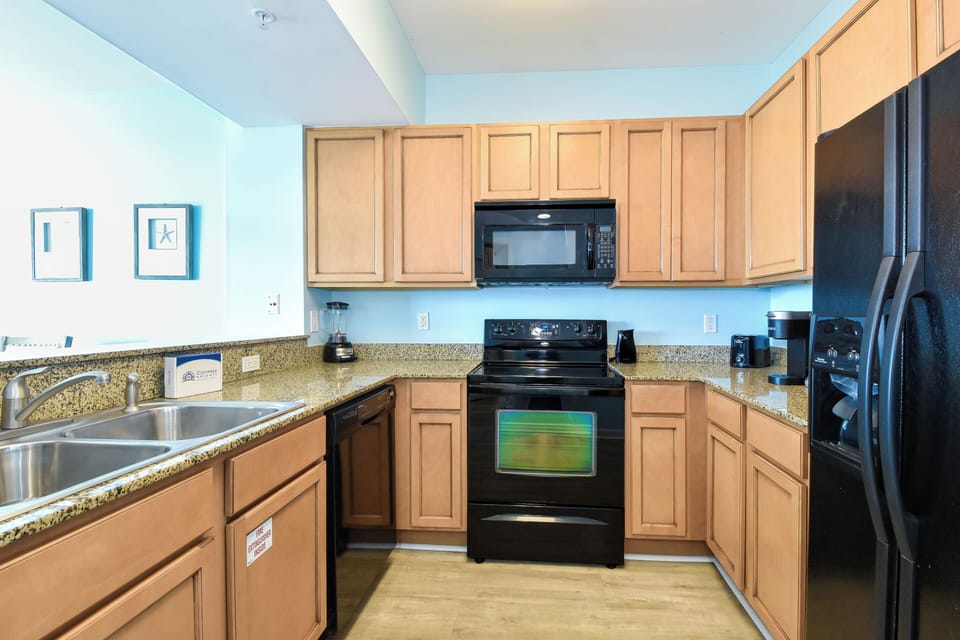 The Palms of Destin 21112 - Fully Equipped Kitchen