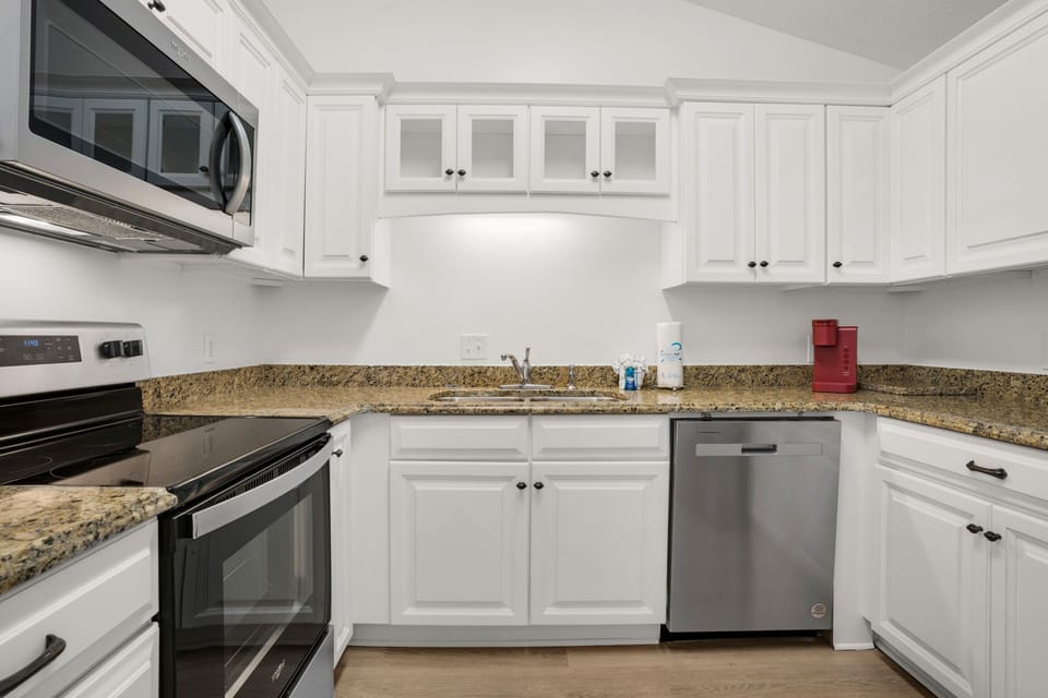 Kitchen with plenty of counter space