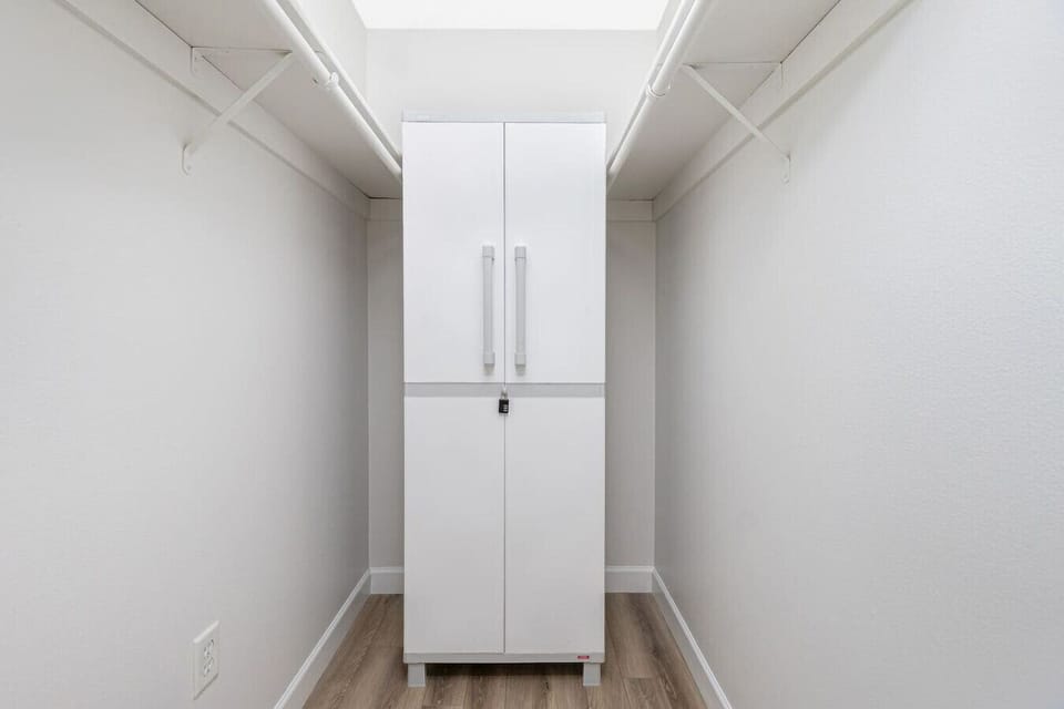 Bedroom 2 has Walk-In Closet