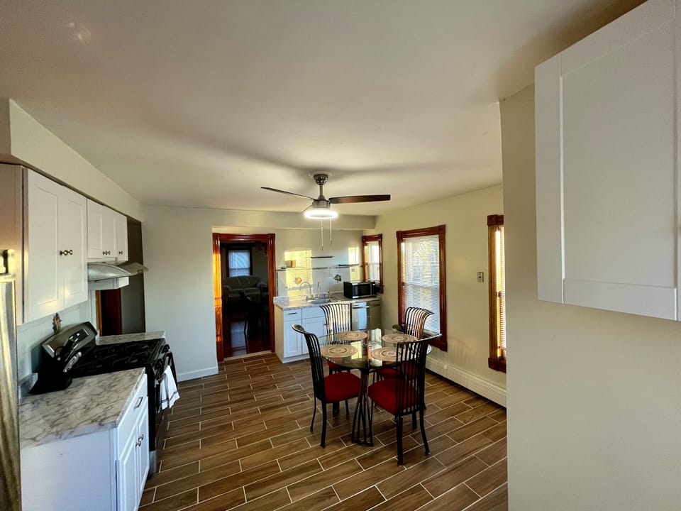 Beautiful kitchen for you to cook your meals!
