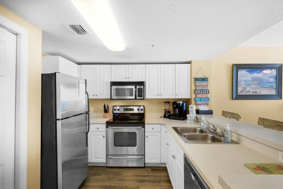 New microwave, refrigerator, oven/stove and coffee maker