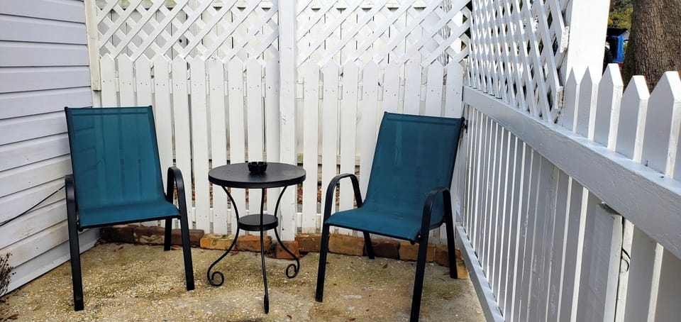 Outdoor sitting area