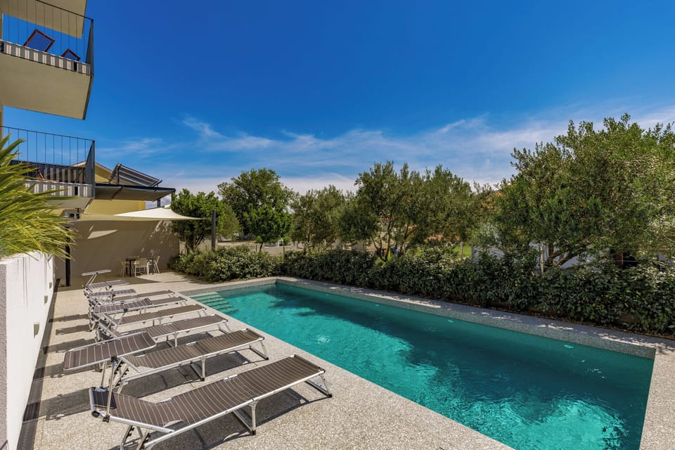 Shared pool