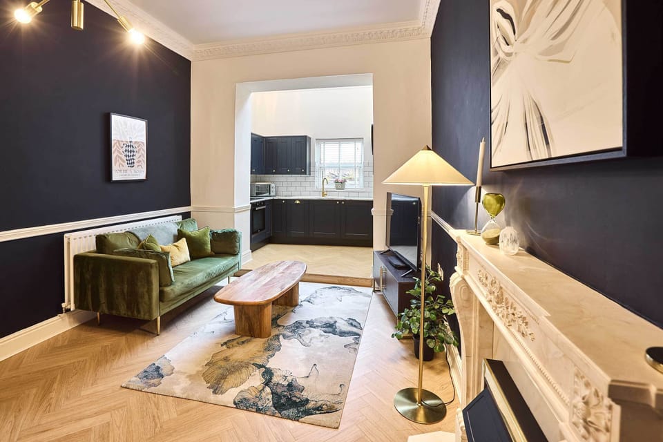 Zetland Hideaway, Saltburn-by-the-Sea - Host & Stay