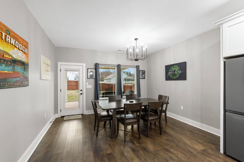 🏡Modern🏡 Dining Room