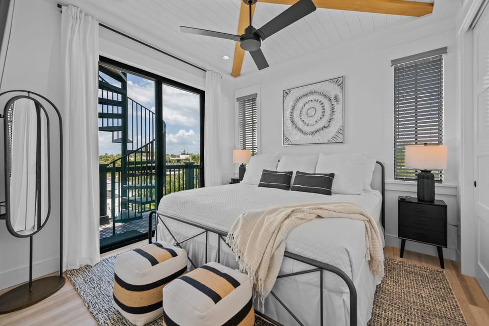 Second Bedroom (Third Floor), King bed