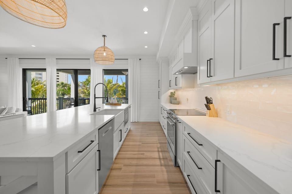 Fully equipped modern kitchen