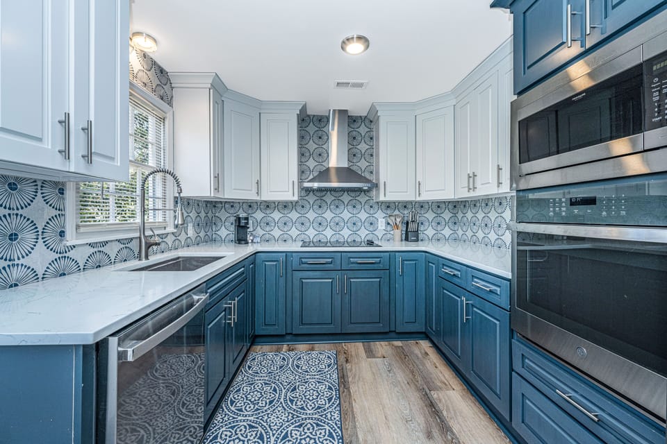 Fully Equipped & Newly Renovated Kitchen