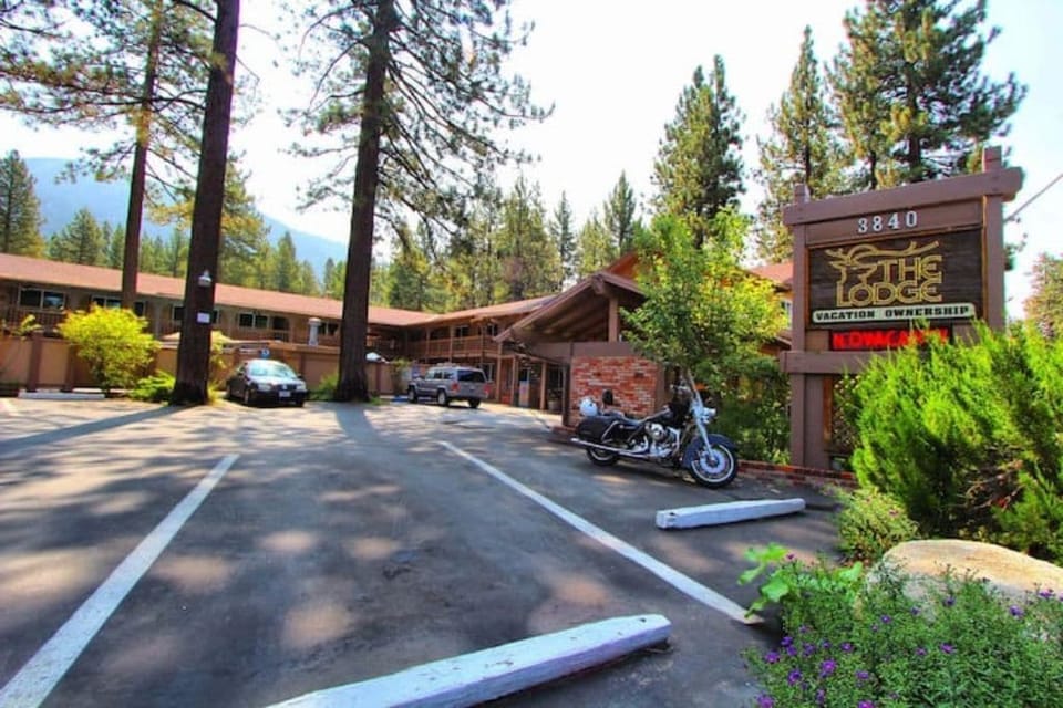 Welcome to The LODGE at LAKE TAHOE!