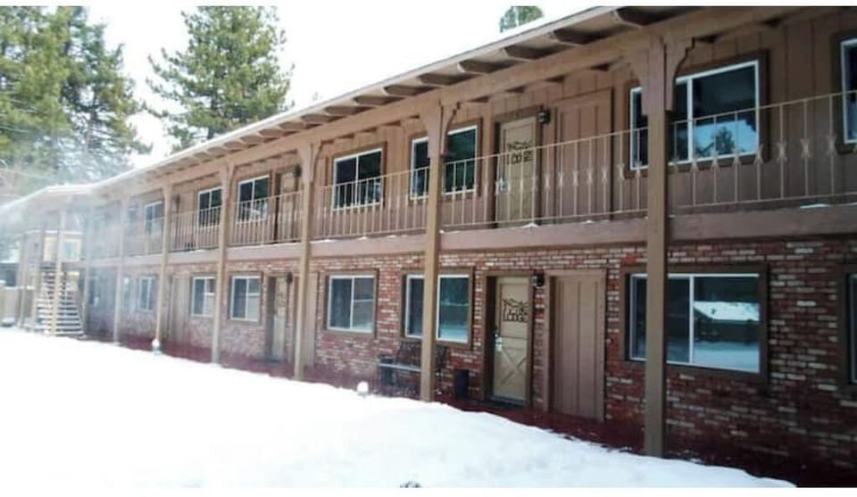 We've got the quaint, lodge-feel you've been looking for!