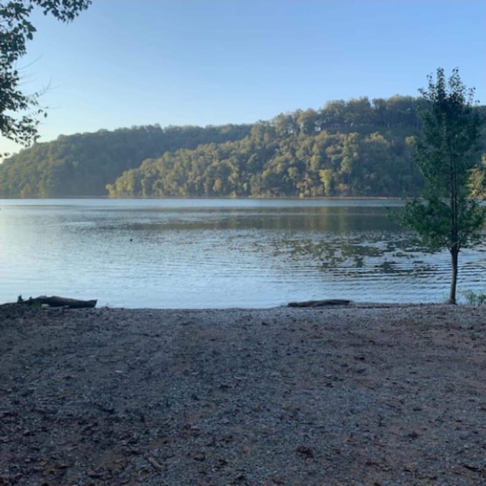 "It was an easy walk right down to the water where we brought the boat to pick people up. Awesome flat yard w/ fire pit as well. The best Airbnb experience I've had! Would definitely recommend to anyone." Matt (July 2024)