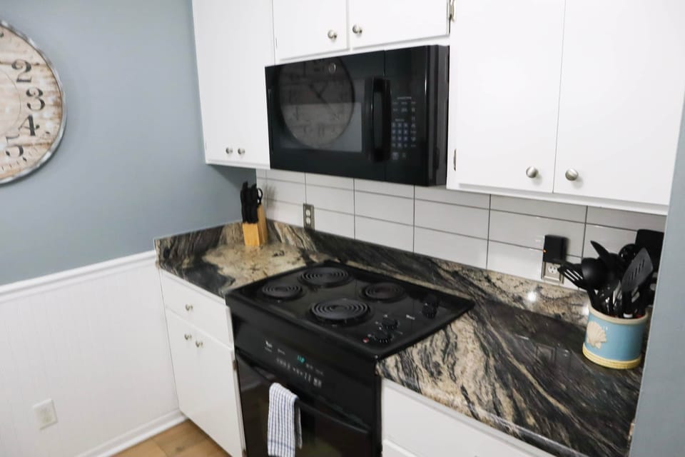 Kitchen (3)
