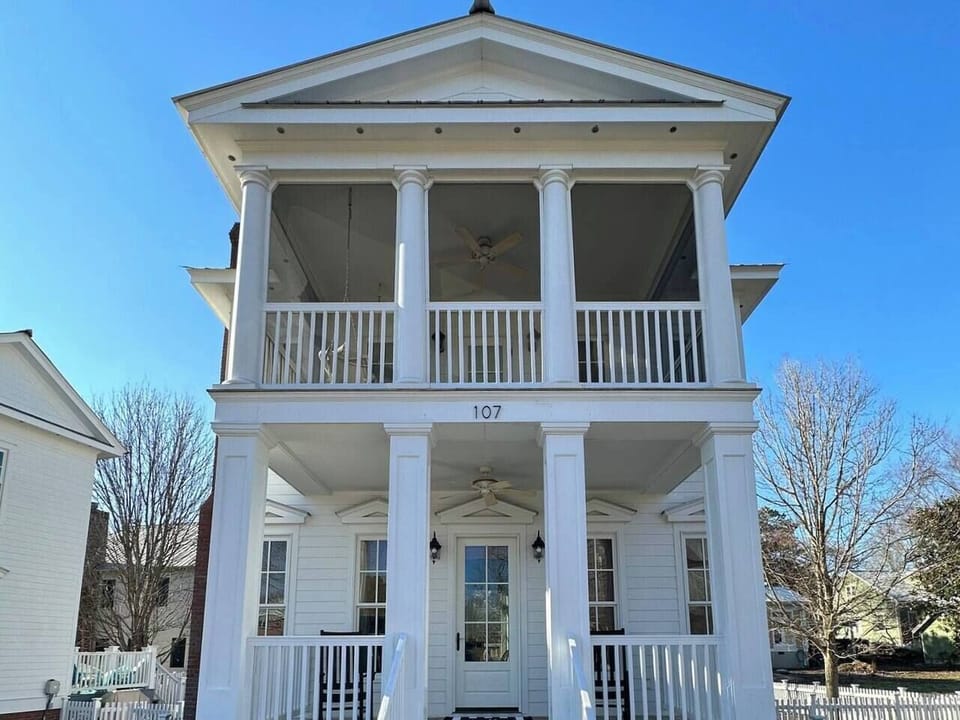 A beautiful home in the heart of Pisgah, ready to host your next getaway.