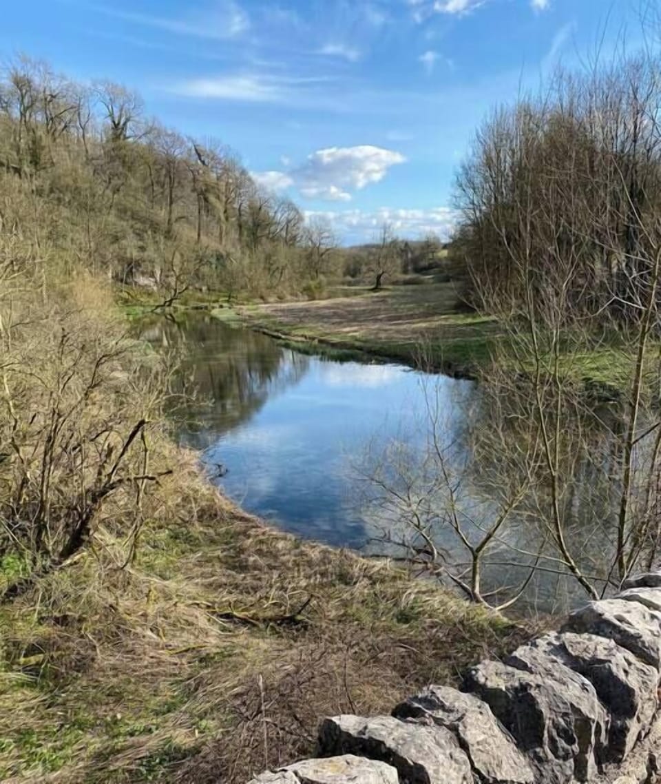 Surrounding Walks - River Lathkill