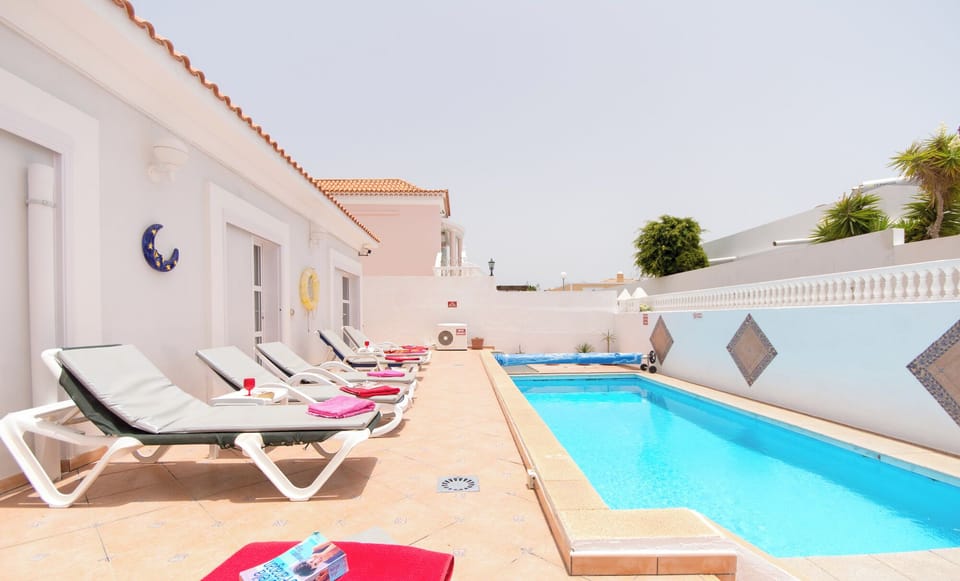 Large private and sun loungers