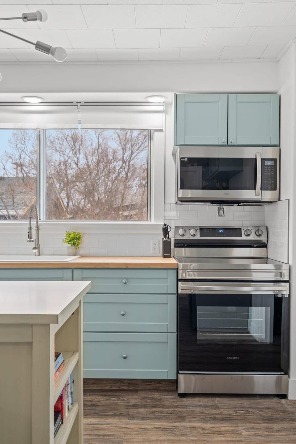 Cook, sip, and connect in this bright space