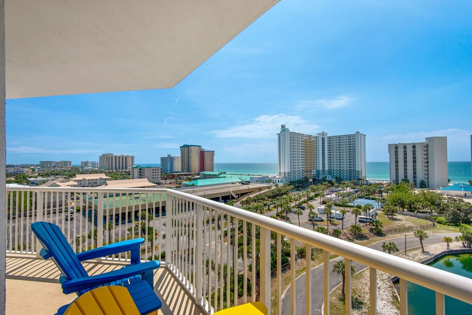 Pelican Beach Terrace 807 balcony views