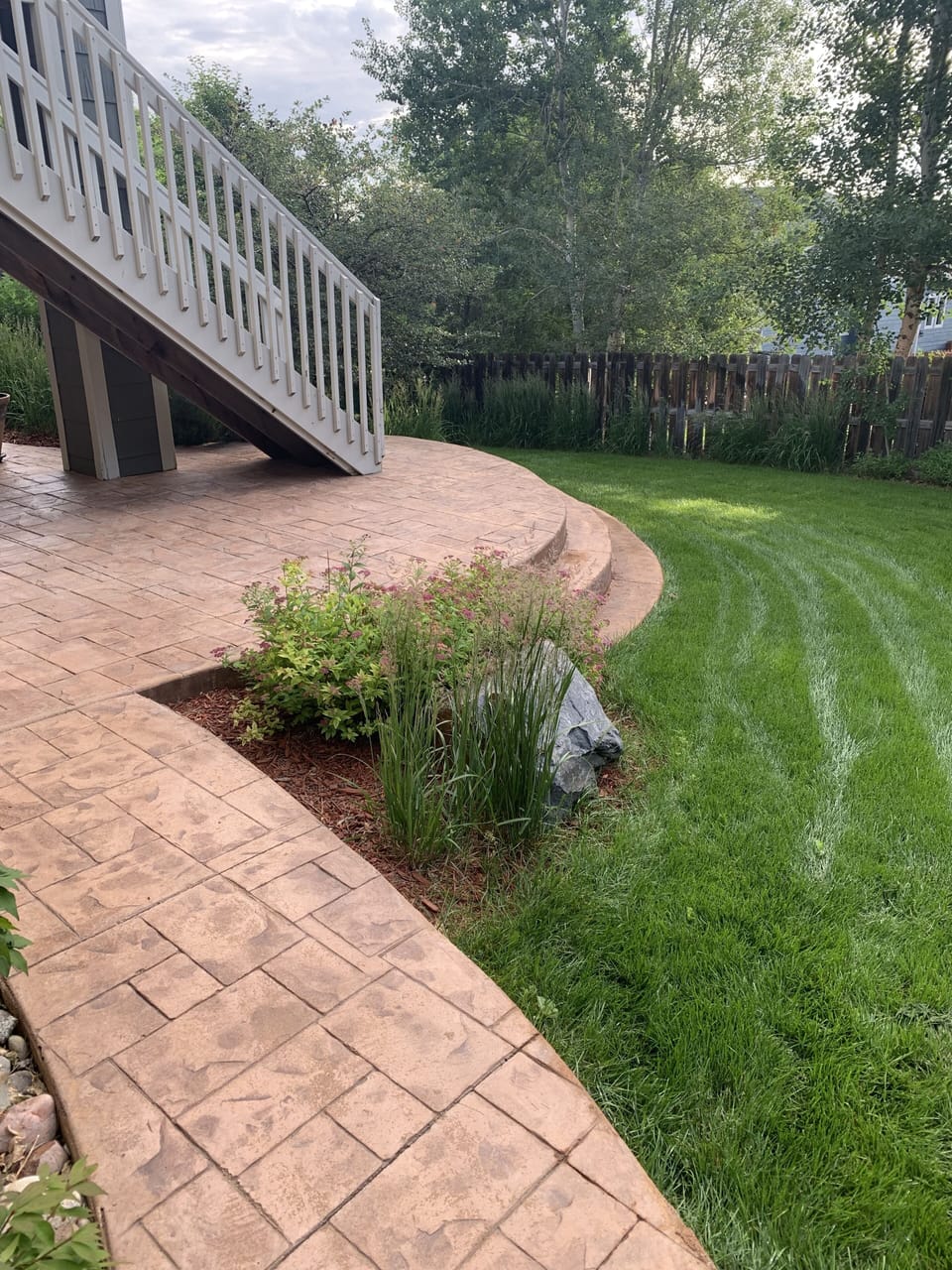 beautifull back yard where guest enjoy