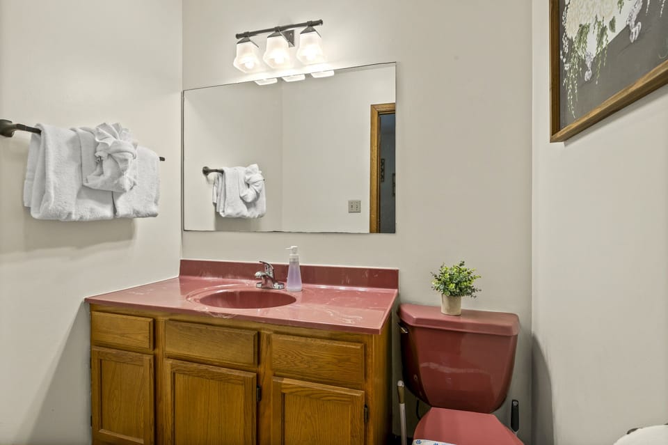 Upstairs Suite Bathroom