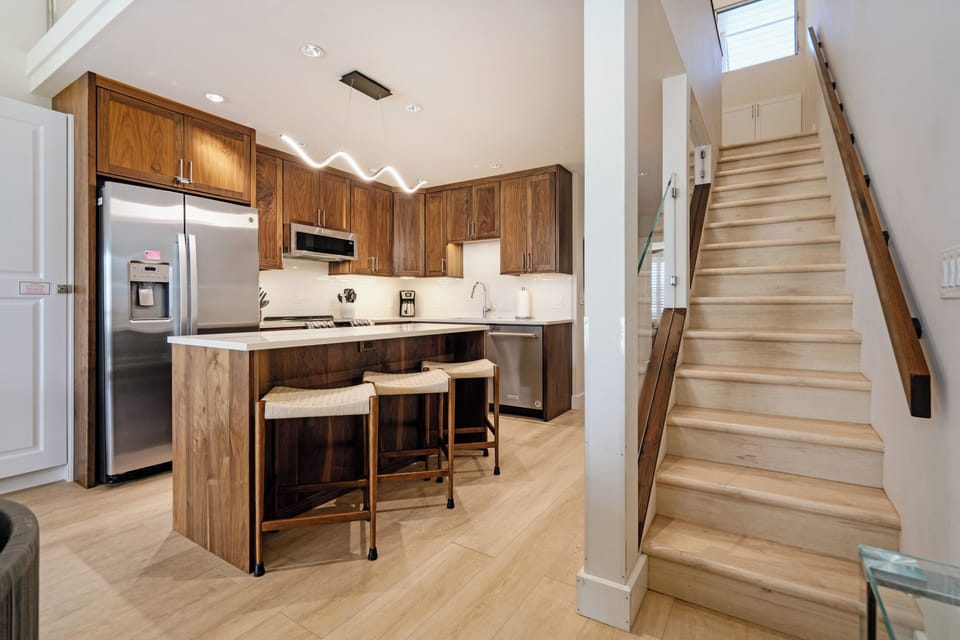 Spacious kitchen.