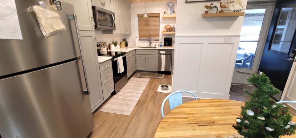 Main Level,Kitchen,