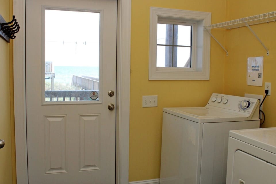 Washer Dryer Room with Oceanfront Access