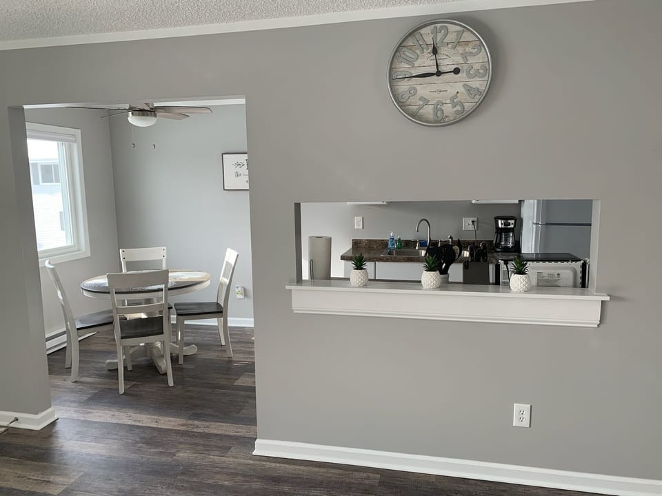 Entrance to the kitchen from living room.