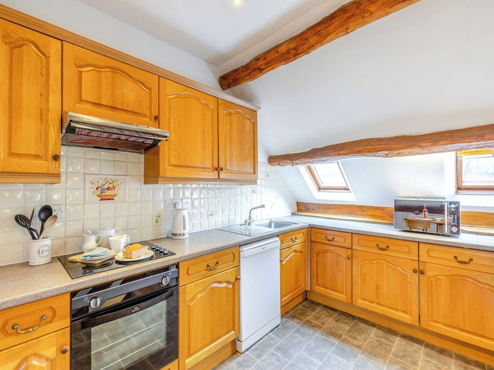 Kitchen/diner | Whitewells Farm Cottages - Haywain - Whitewells Farm, Ridgeway Cross, near Malvern