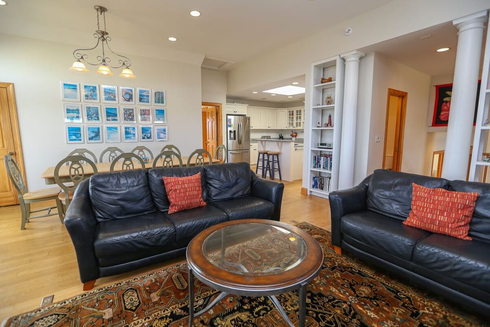 Great Room 2023