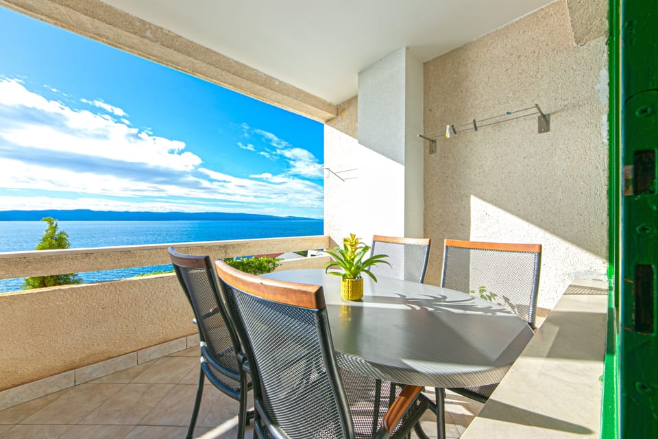 Terrace 1