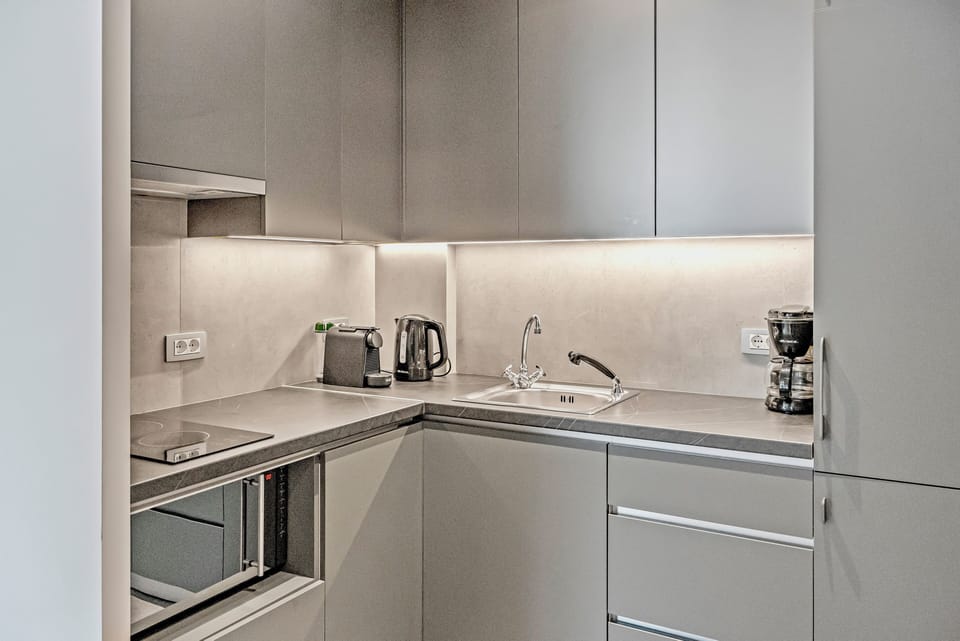 Modern, calm design in the heart of Athens historic center. ACROPOIS VIEW ATHENS