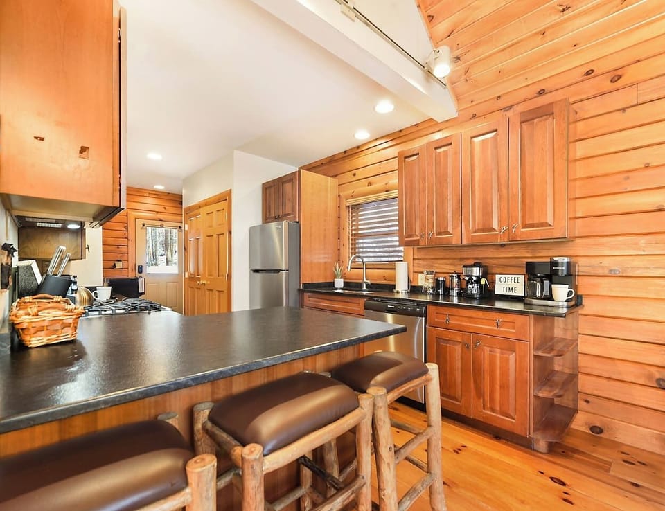 The morning isnt the same without a hot cup of coffee.  Have your pick from our coffee bar with a coffee grinder, keurig, espresso machine, and pour over.