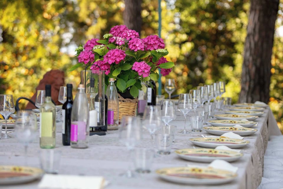 Dine outdoors in style