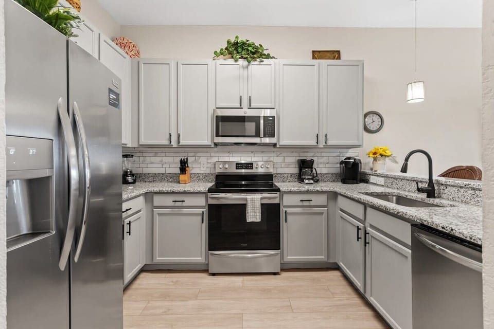 116 watling way - 06.jpg