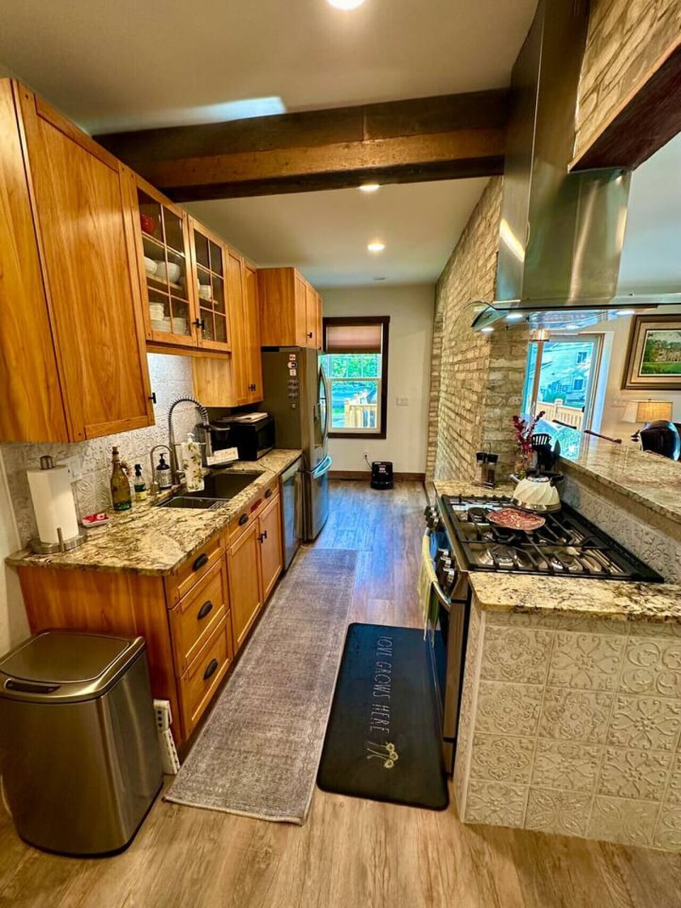 The nice walk-through design makes access easy
