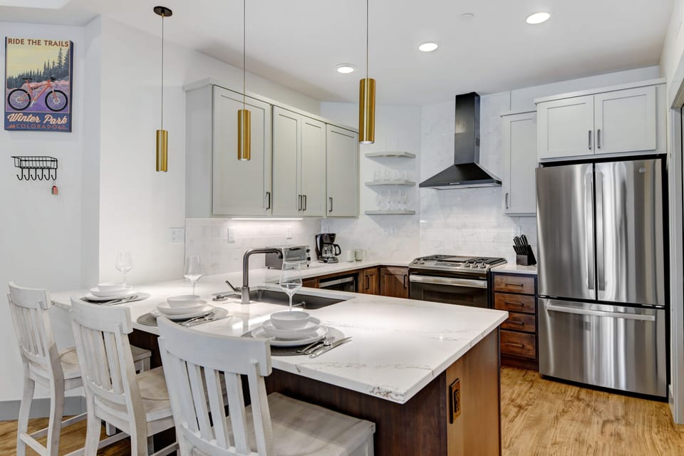 Gorgeous Kitchen Area With Island Bar Seating For 3 People