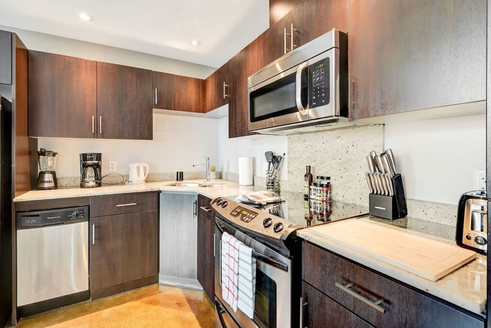 Fully Equipped Kitchen For All Your Culinary Needs