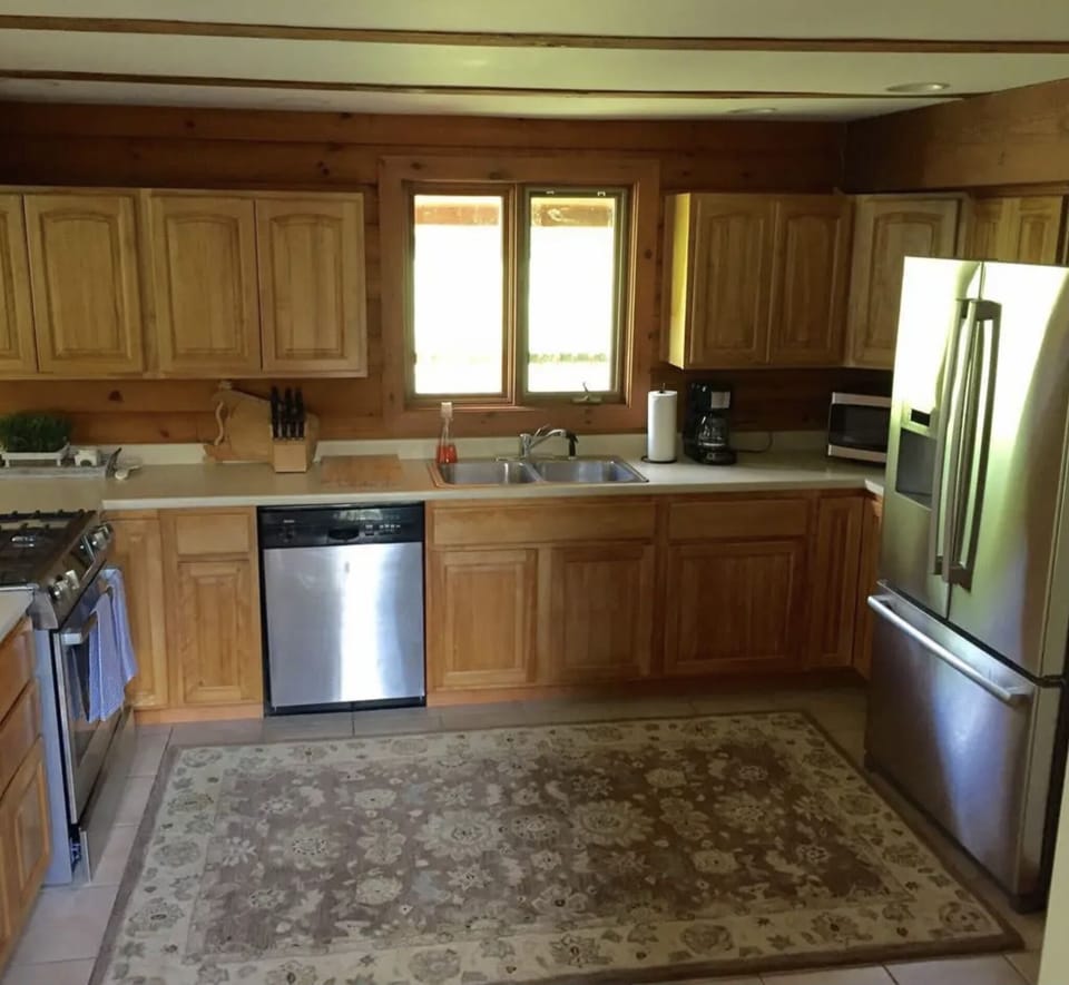 Main level kitchen