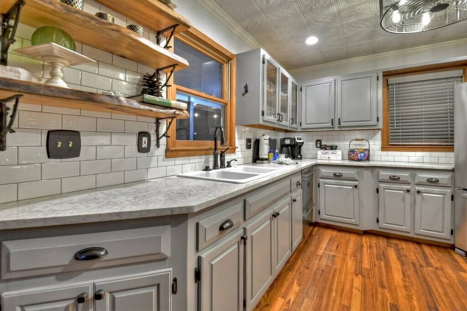 Fully stocked kitchen