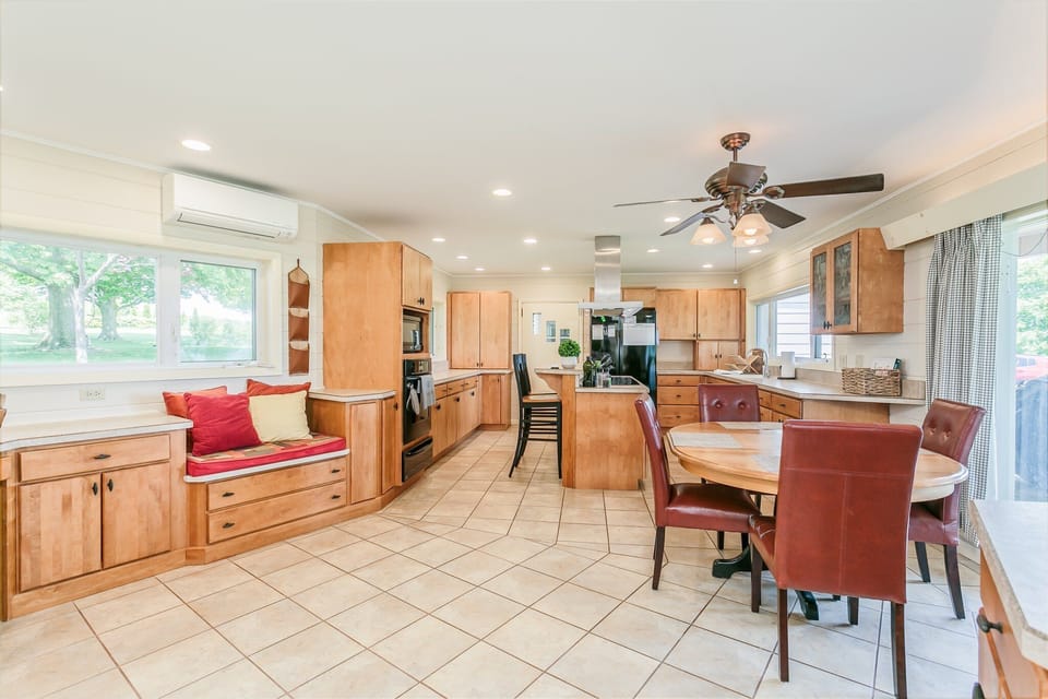 Dine with family or friends in the eat-in kitchen.