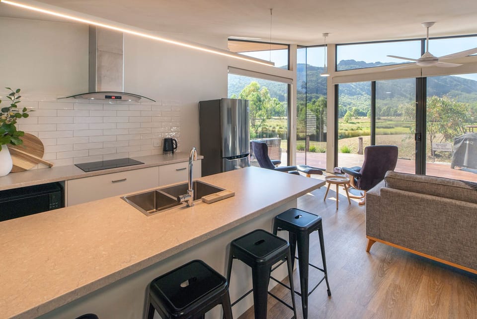 4 x Bar stools