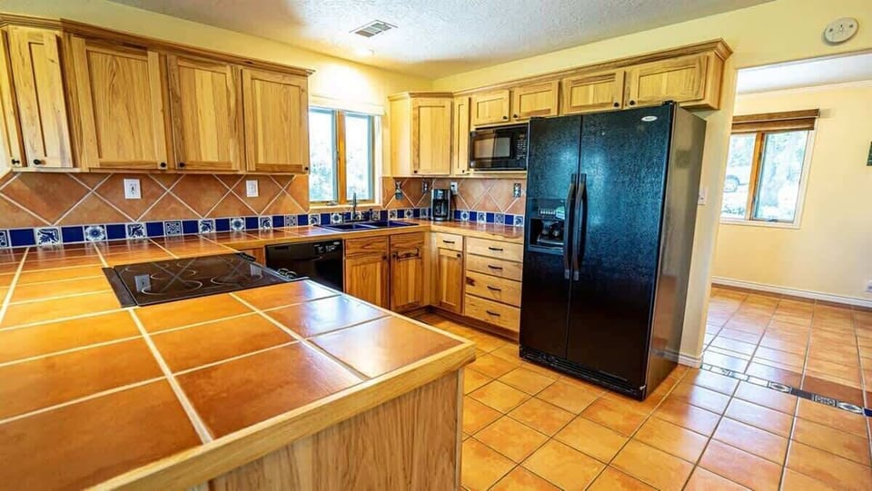 Spacious fully equipped kitchen perfect for preparing every meal!