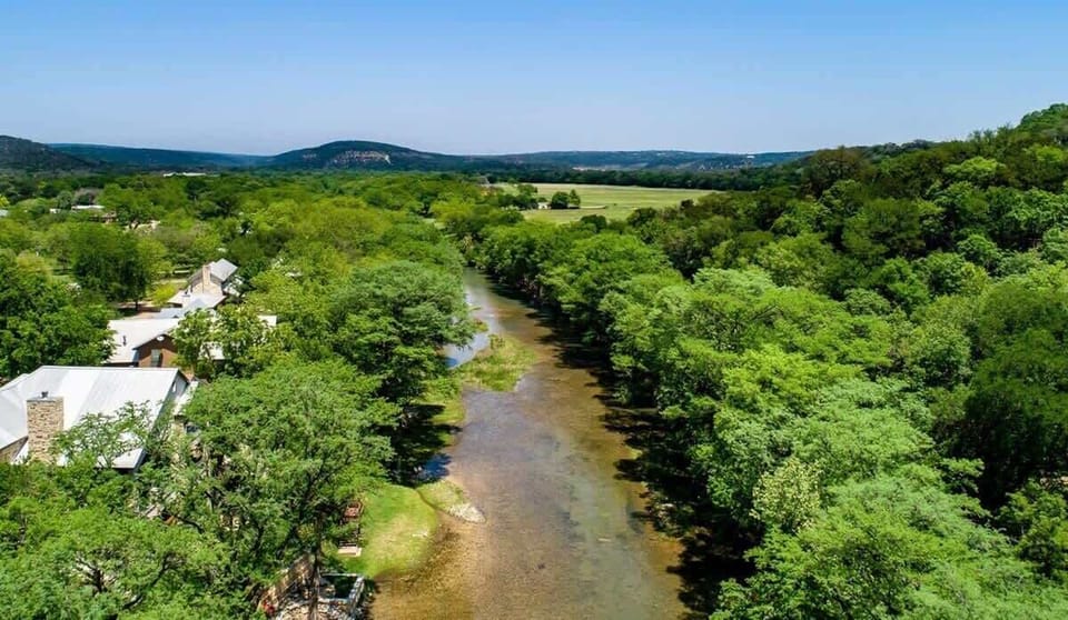 Enjoy the panoramic view of nature!
